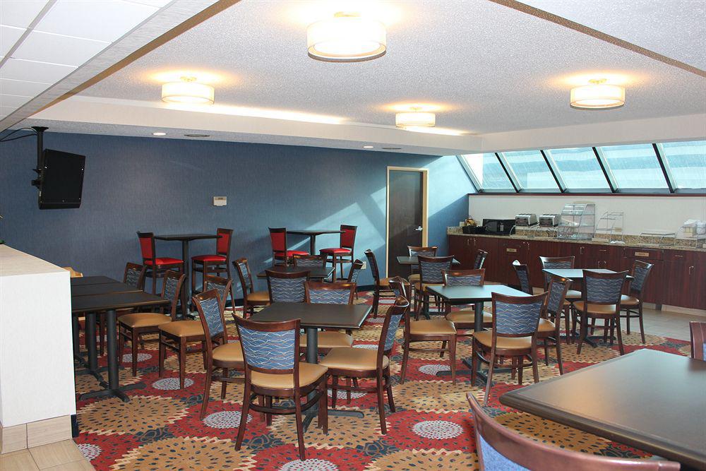 Fairfield By Marriott Inn & Suites Madison South Екстериор снимка
