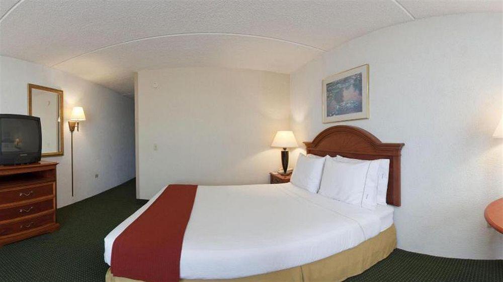 Fairfield By Marriott Inn & Suites Madison South Екстериор снимка