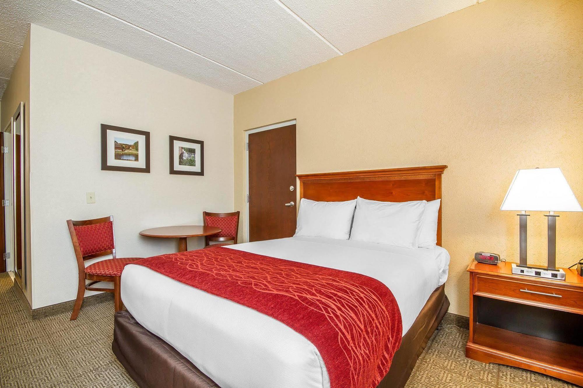 Fairfield By Marriott Inn & Suites Madison South Екстериор снимка