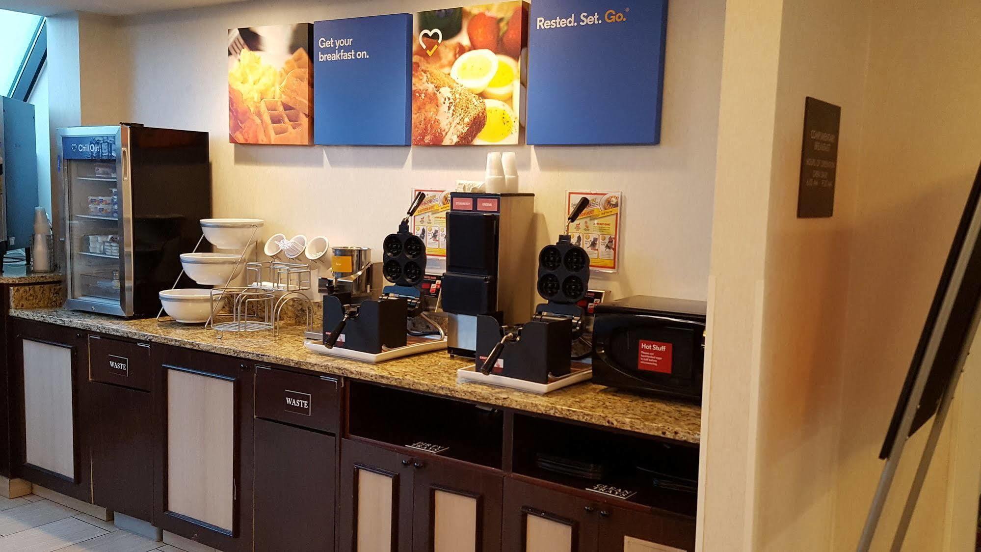 Fairfield By Marriott Inn & Suites Madison South Екстериор снимка