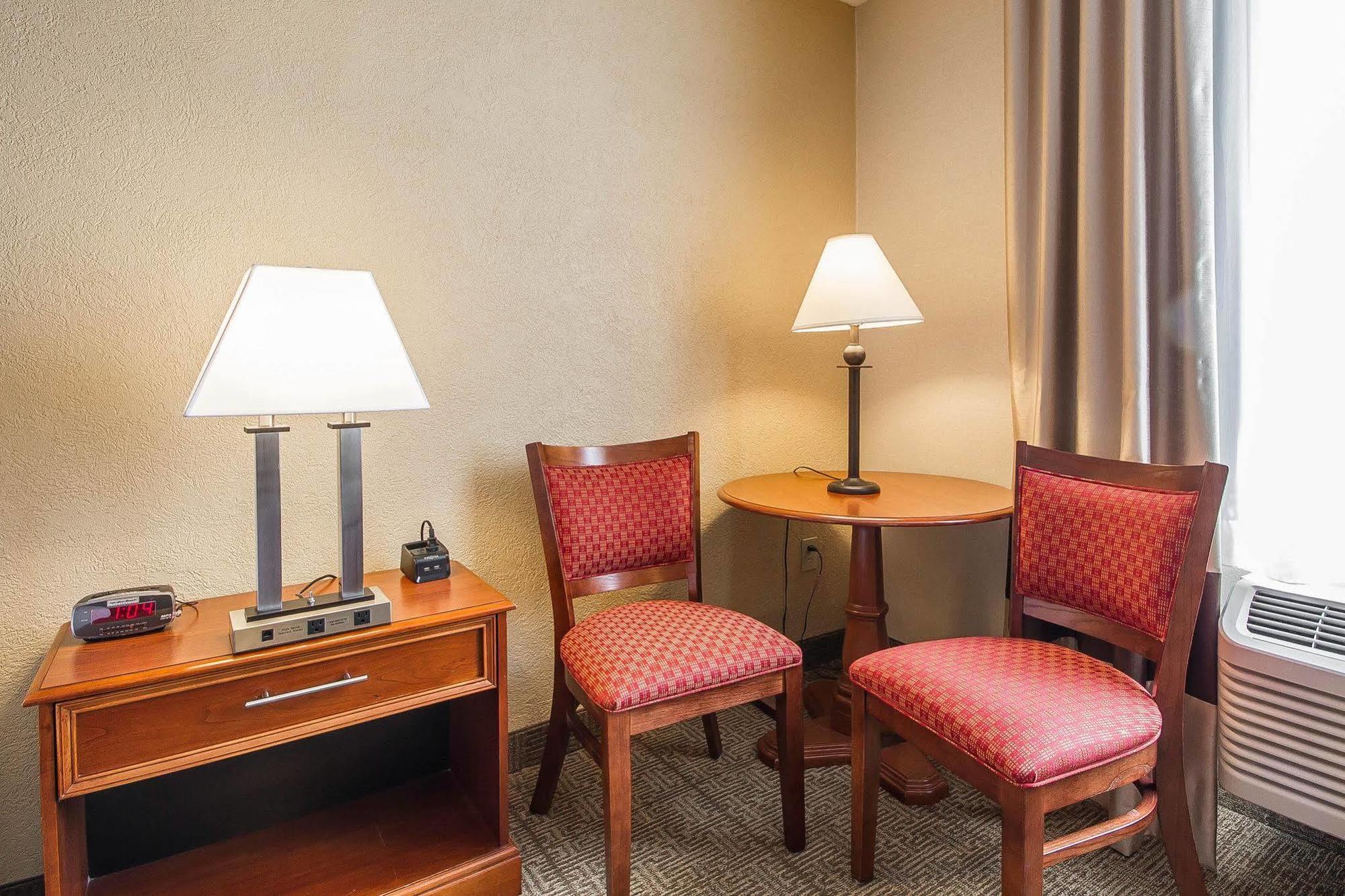 Fairfield By Marriott Inn & Suites Madison South Екстериор снимка